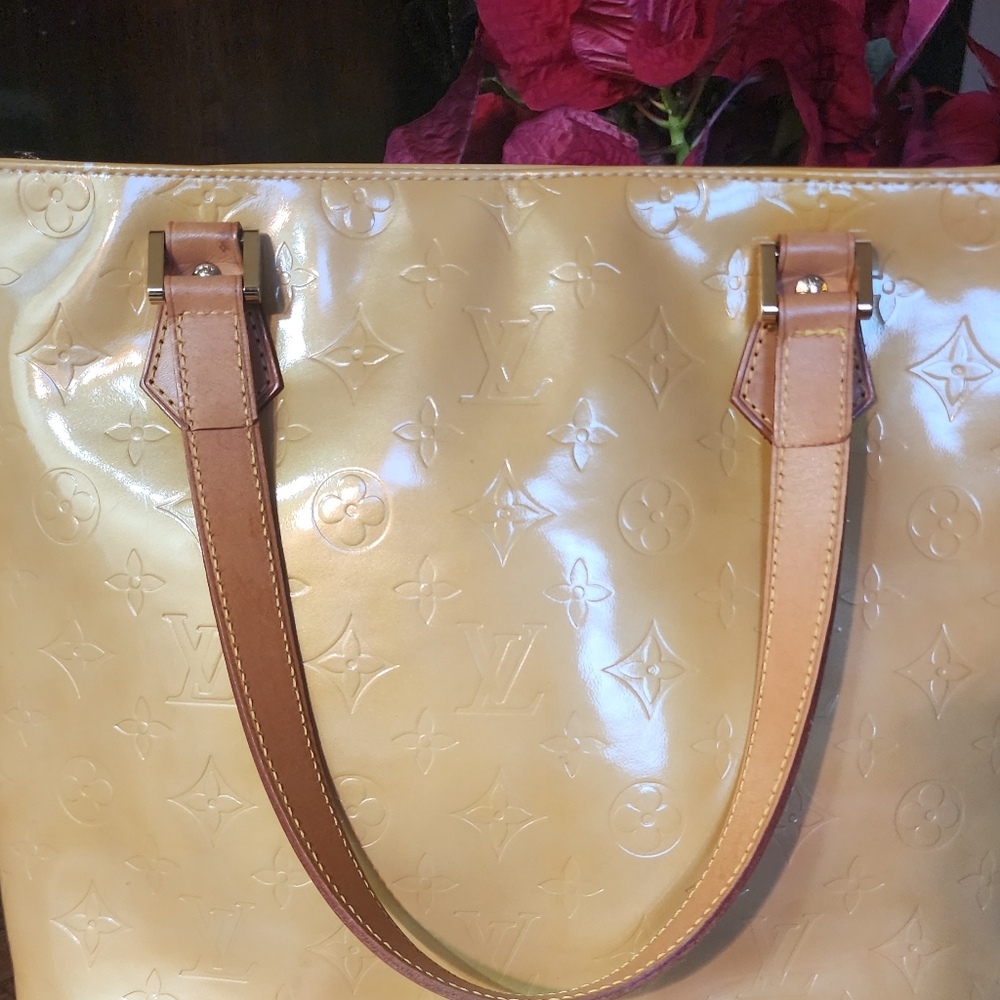 Authentic Louis Vuitton Vernis Monogram Yellow Houston Tote Approx13x9.8x5.5
